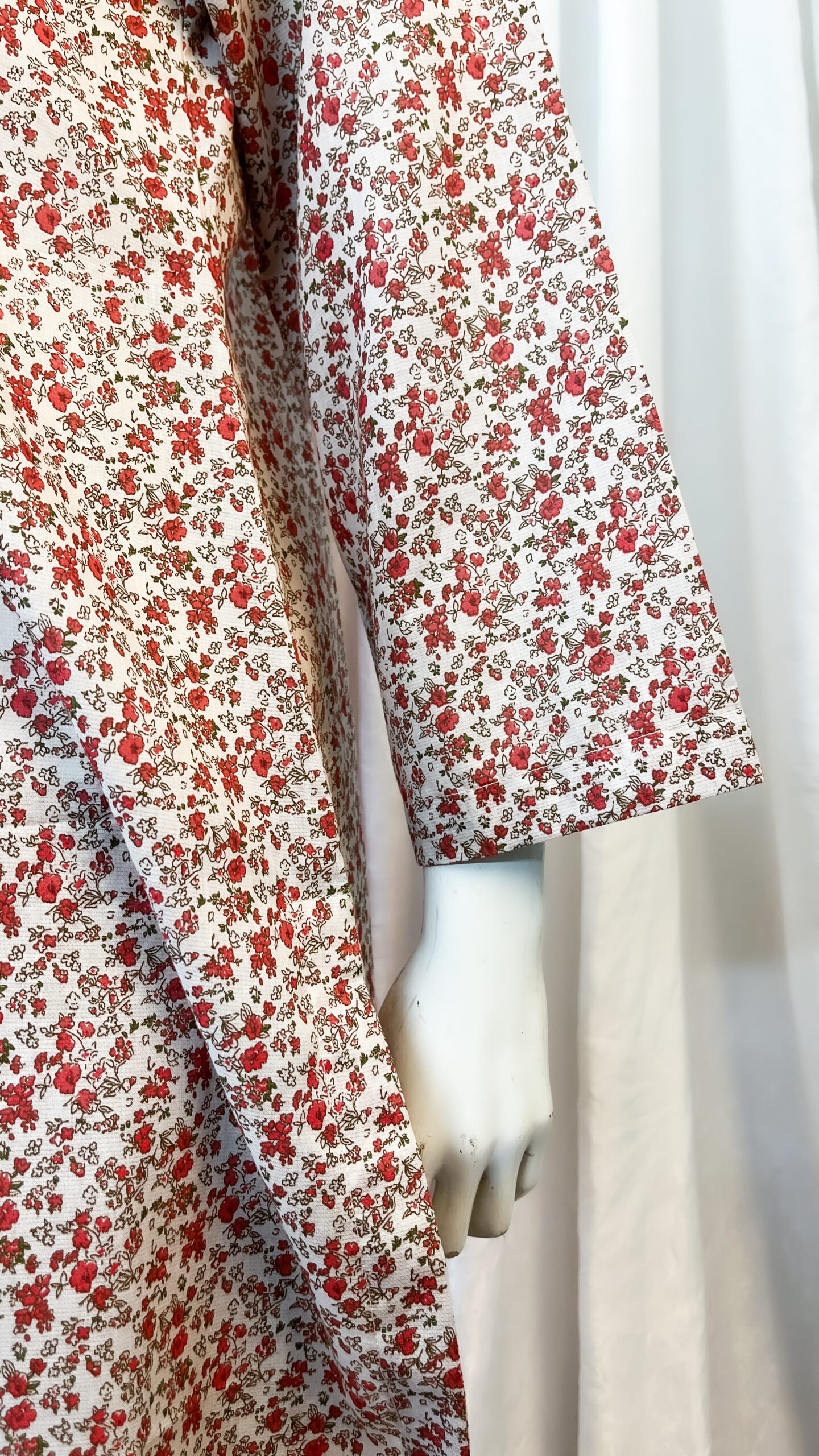 Vintage Floral - Image 4